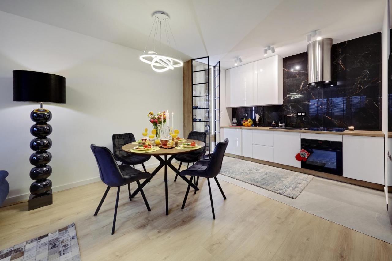 Seven Heaven Apartment Катовице Екстериор снимка